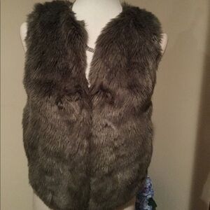 Madewell Wearmaster Faux Fur Vest